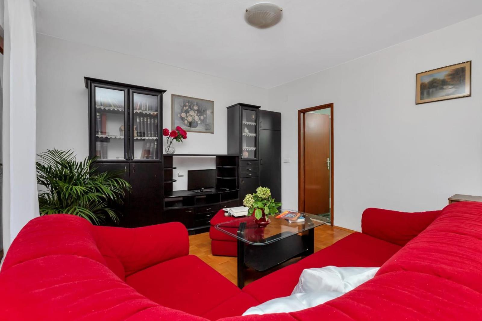 Apartments Bole Макарска Екстериор снимка